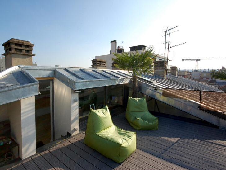 bureau et terrasse dans les combles