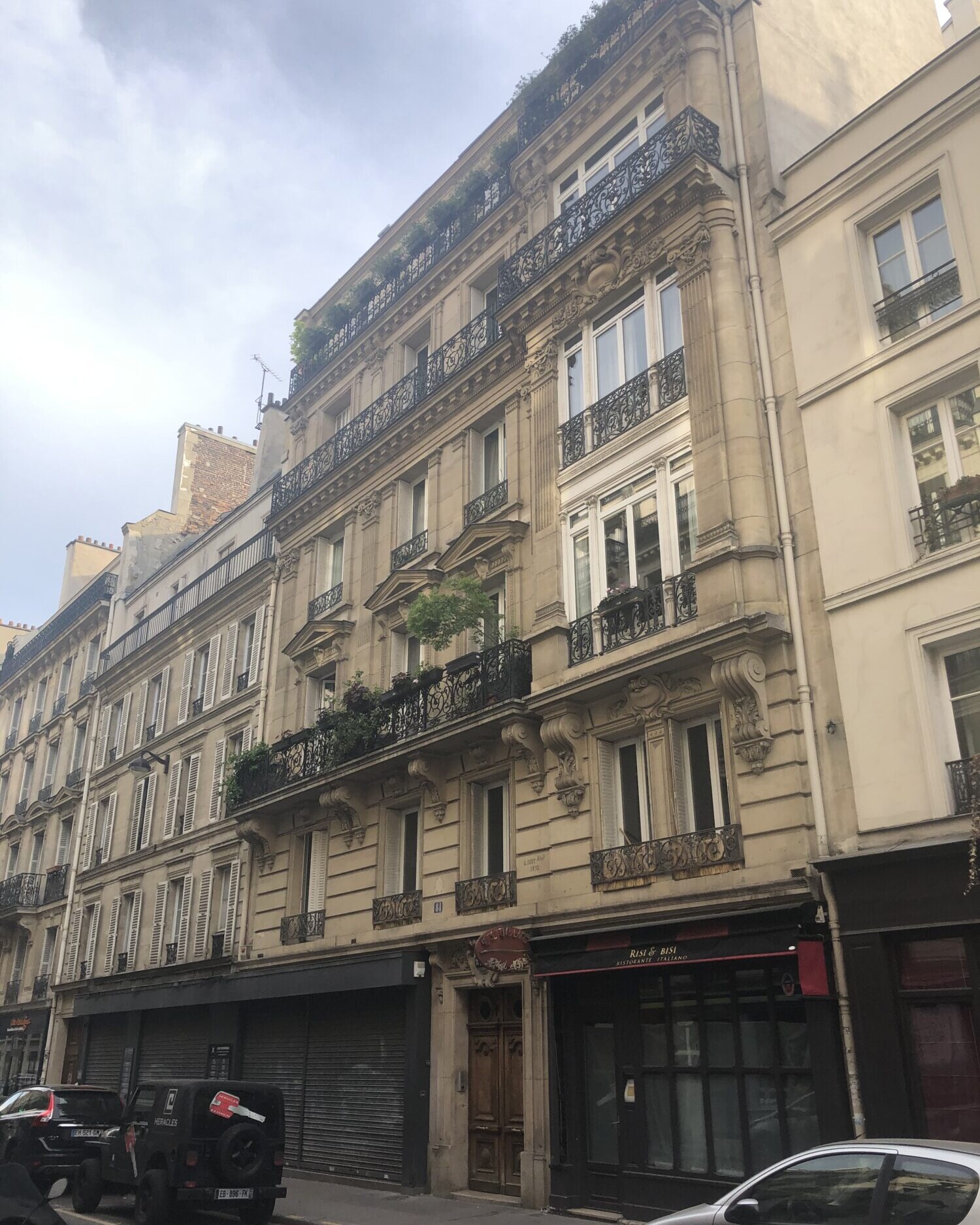 haussmannien rue paris